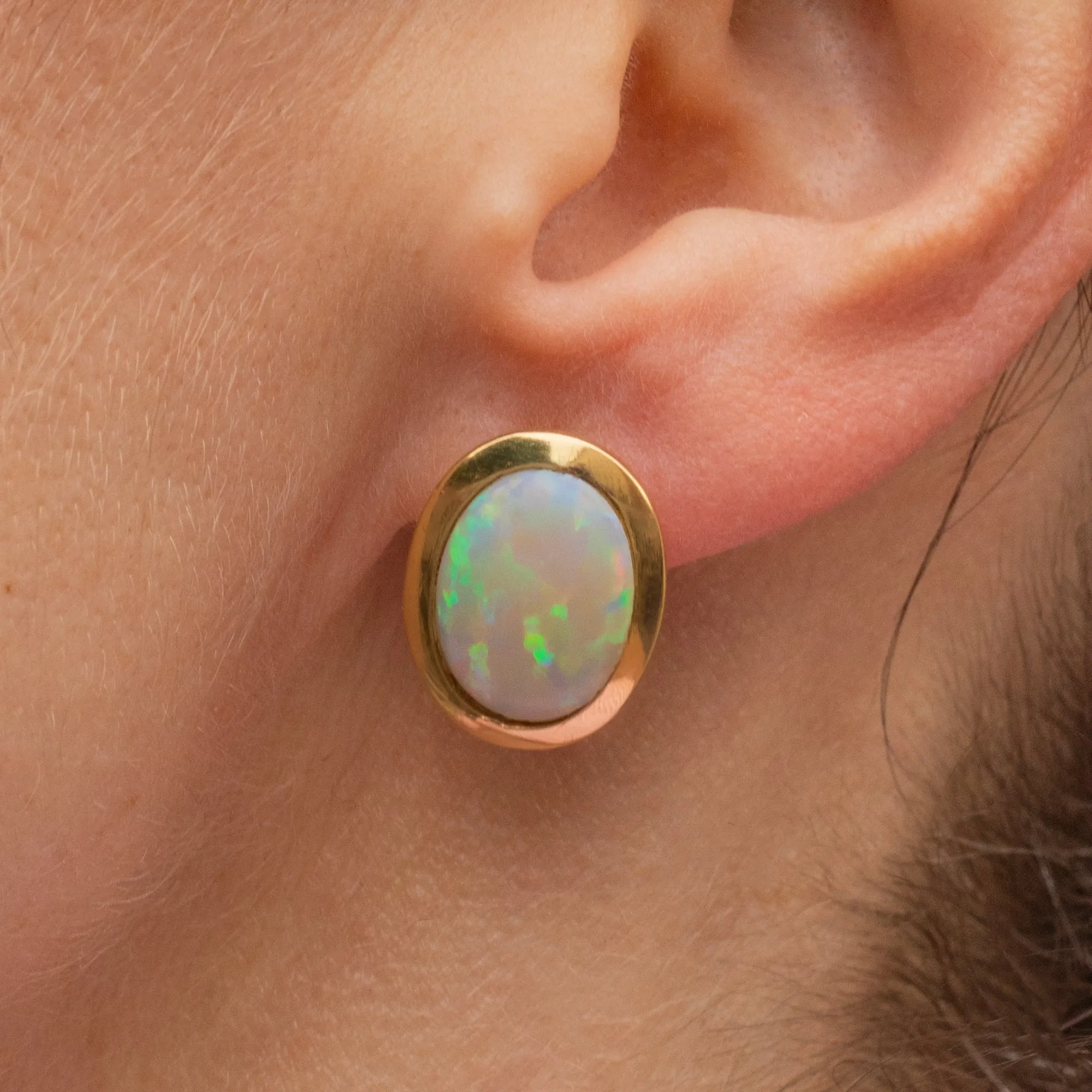 18ct Gold Opal Earrings, 5.20ct