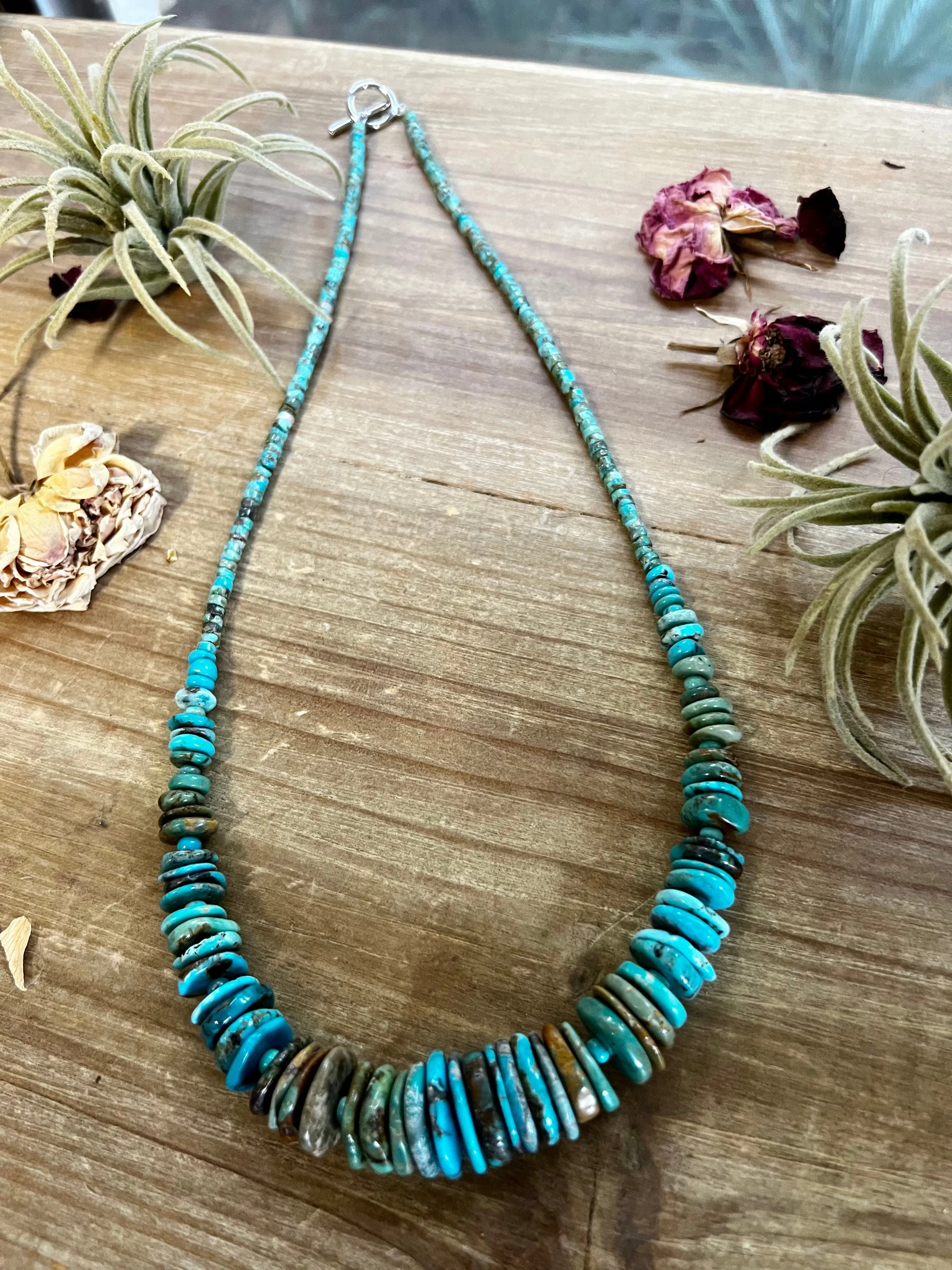 22 inch graduated turquoise necklace - tri-color second version