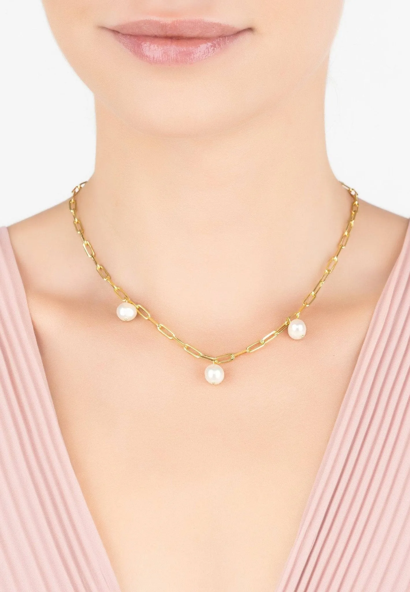 Amelia Three Pearl Necklace Silver