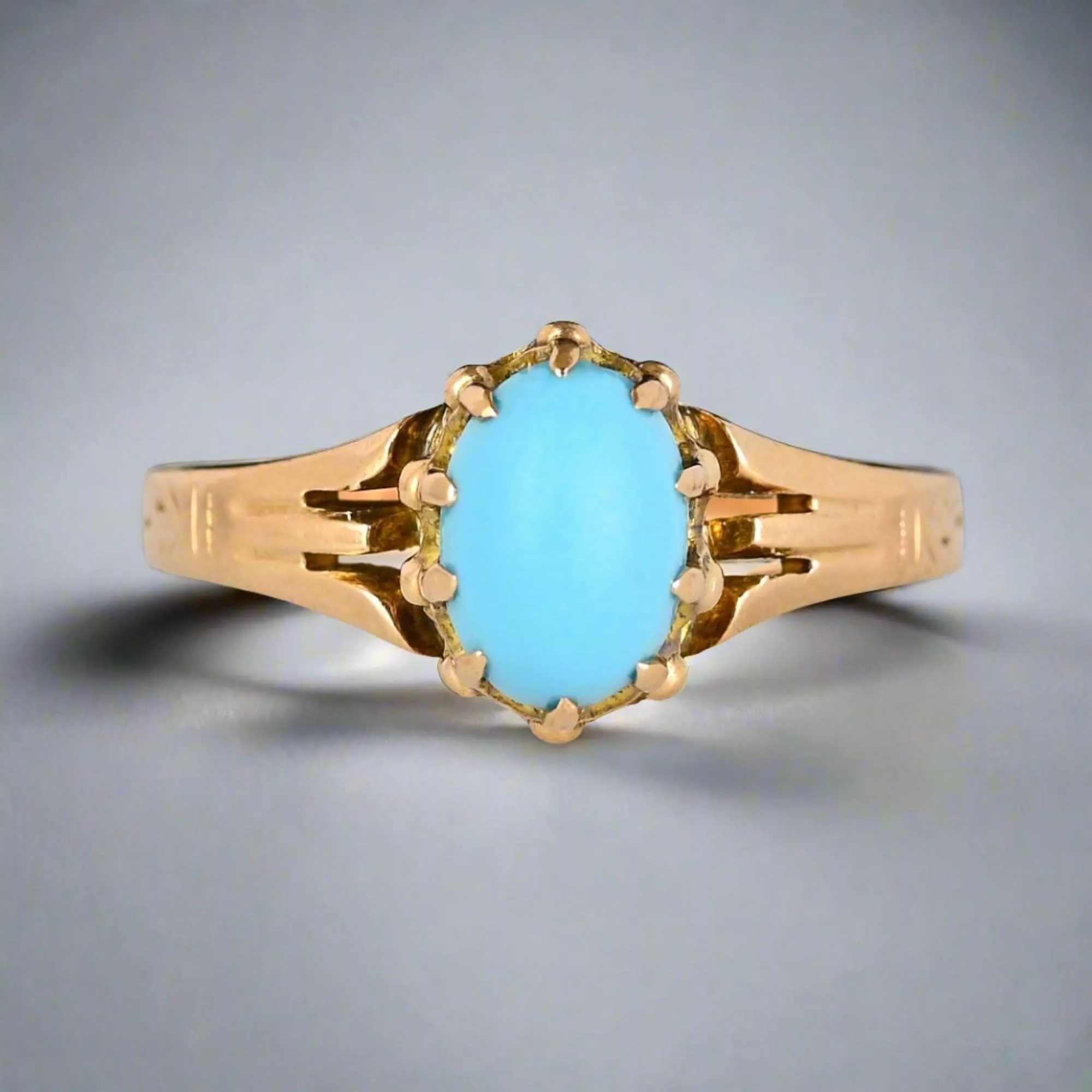 Antique 10K Gold Natural Blue Turquoise Cabochon Ring