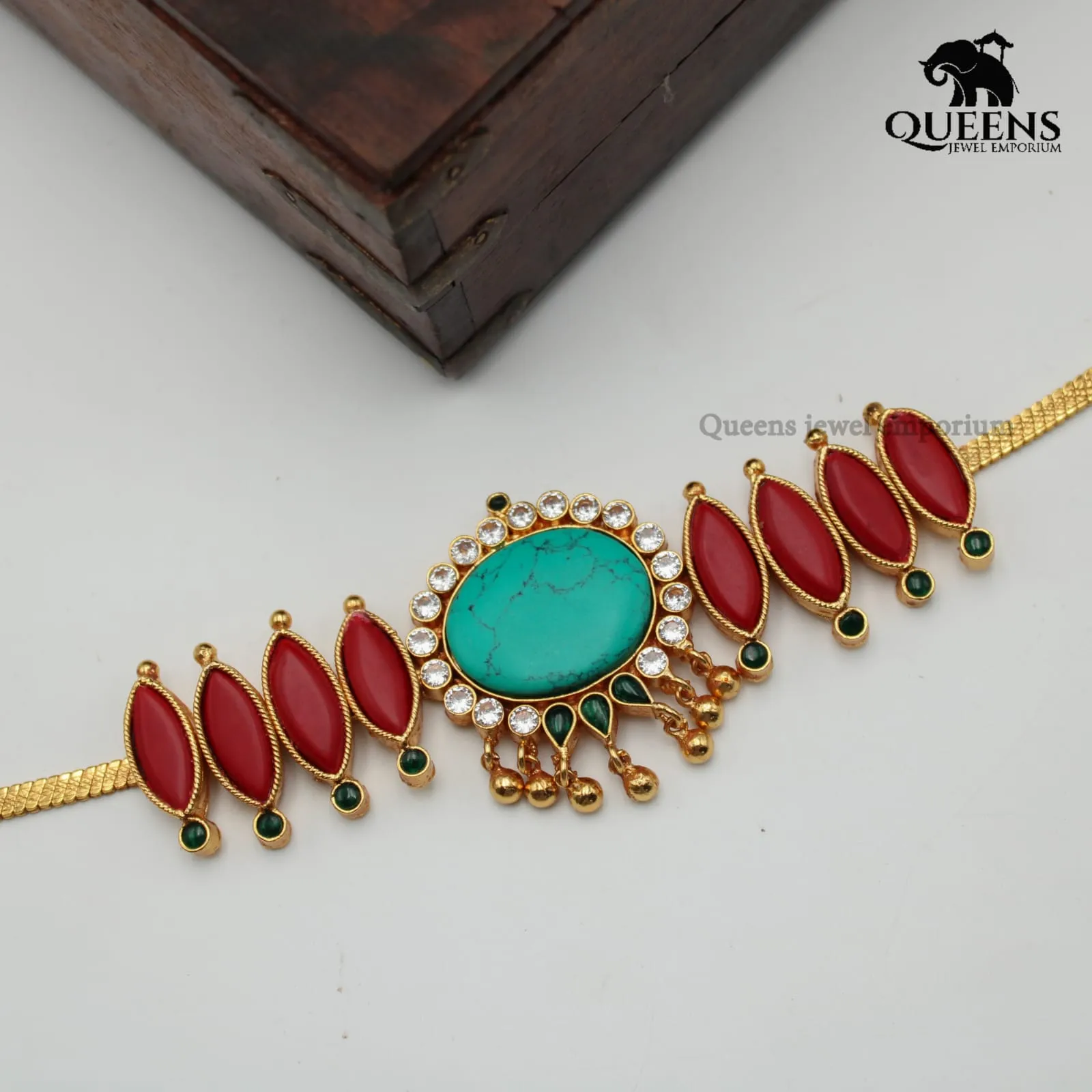 ARAHI TURQUOISE CHOKER