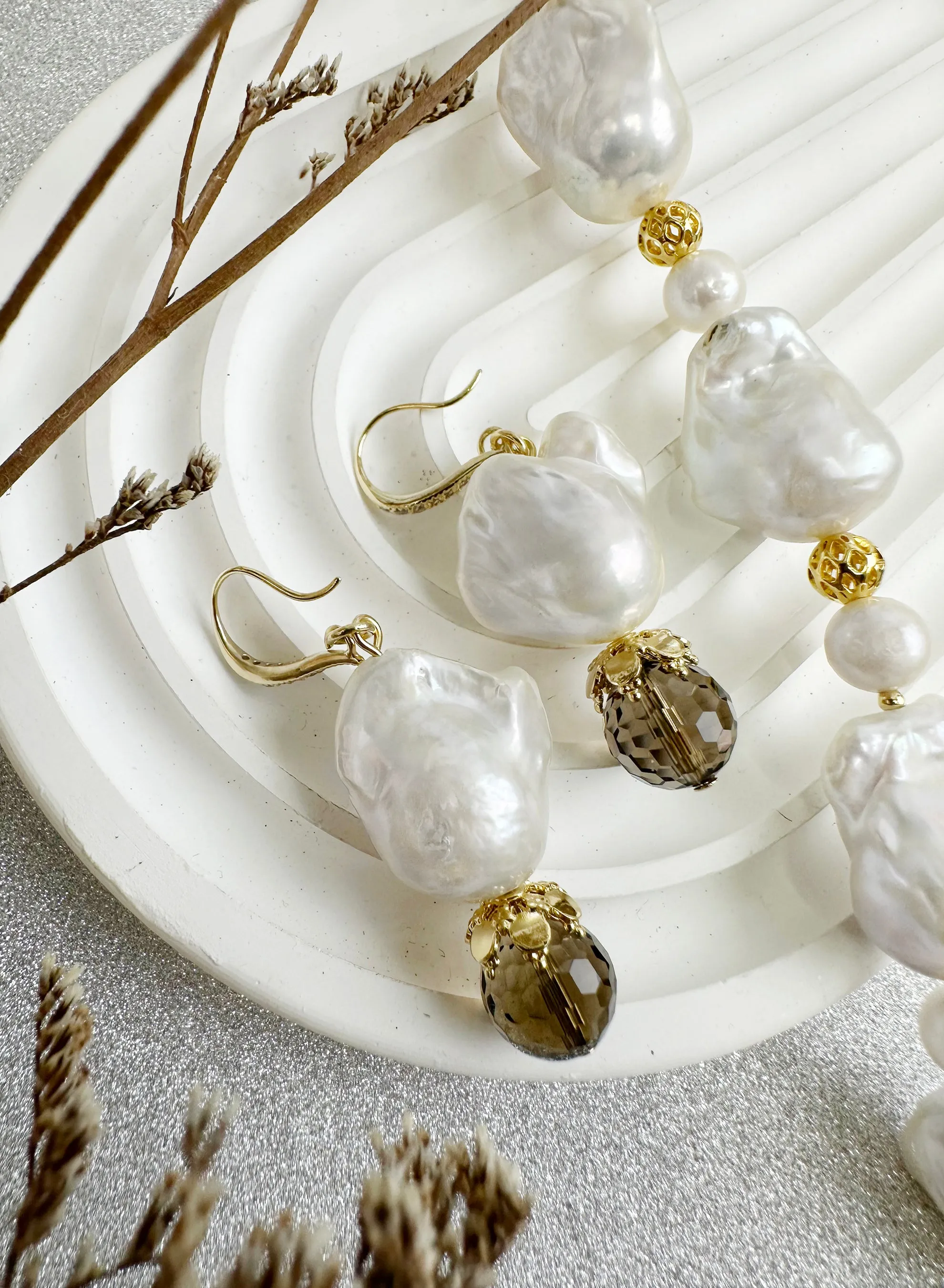 Baroque Pearl With Smoky Quartz Dangle Earrings KE001