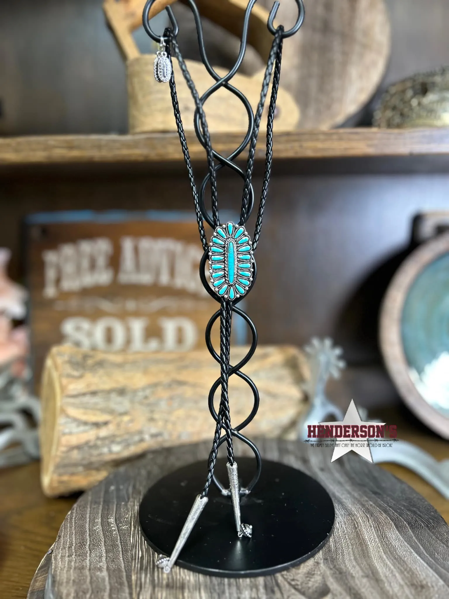 Bolo Style Necklace Set ~ Oval Concho