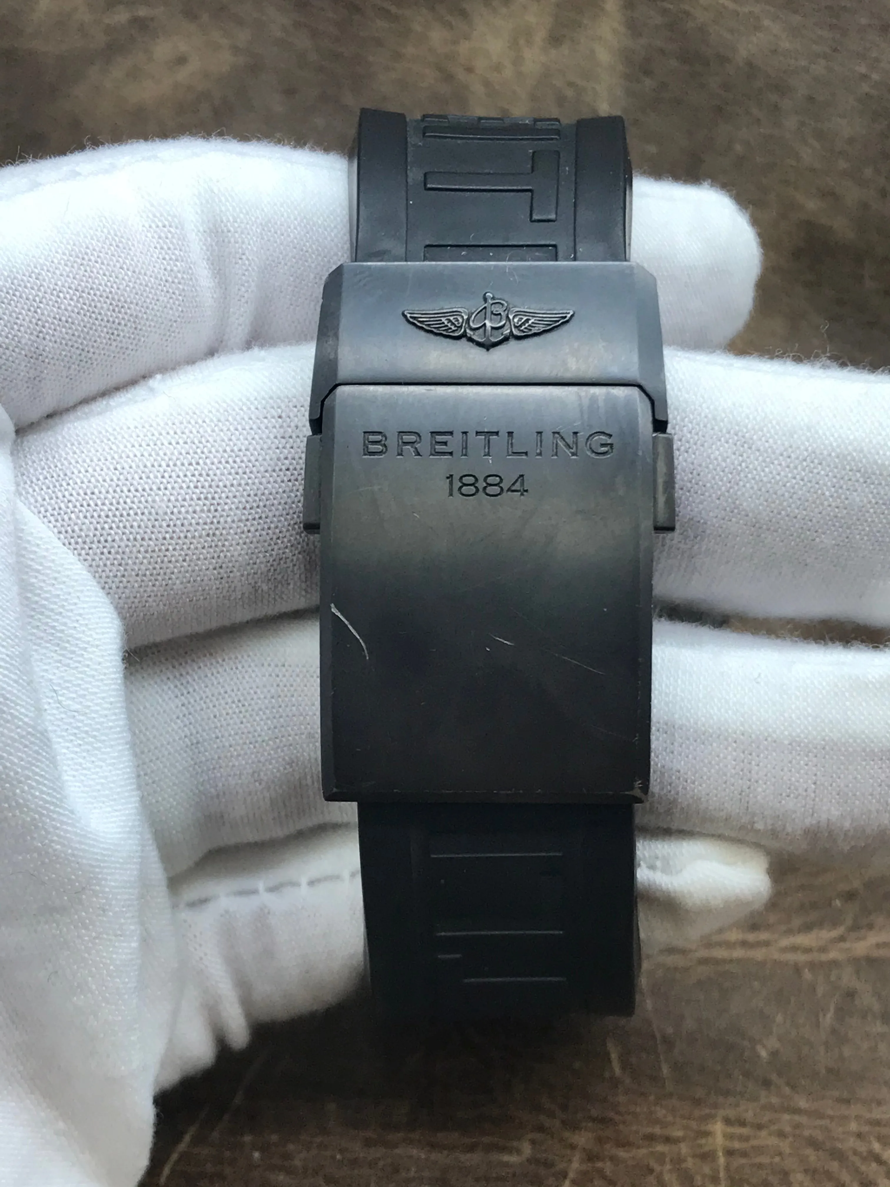 Breitling Cockpit B50 VB5010 Black Dial Quartz Men's Watch