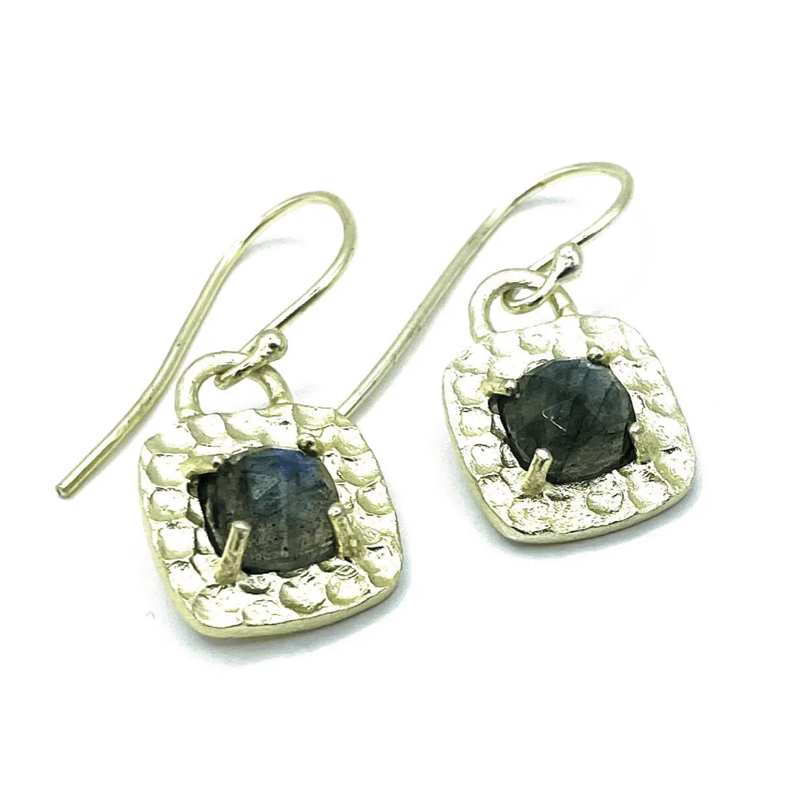 Cabo Hammered Square and Labradorite Earring