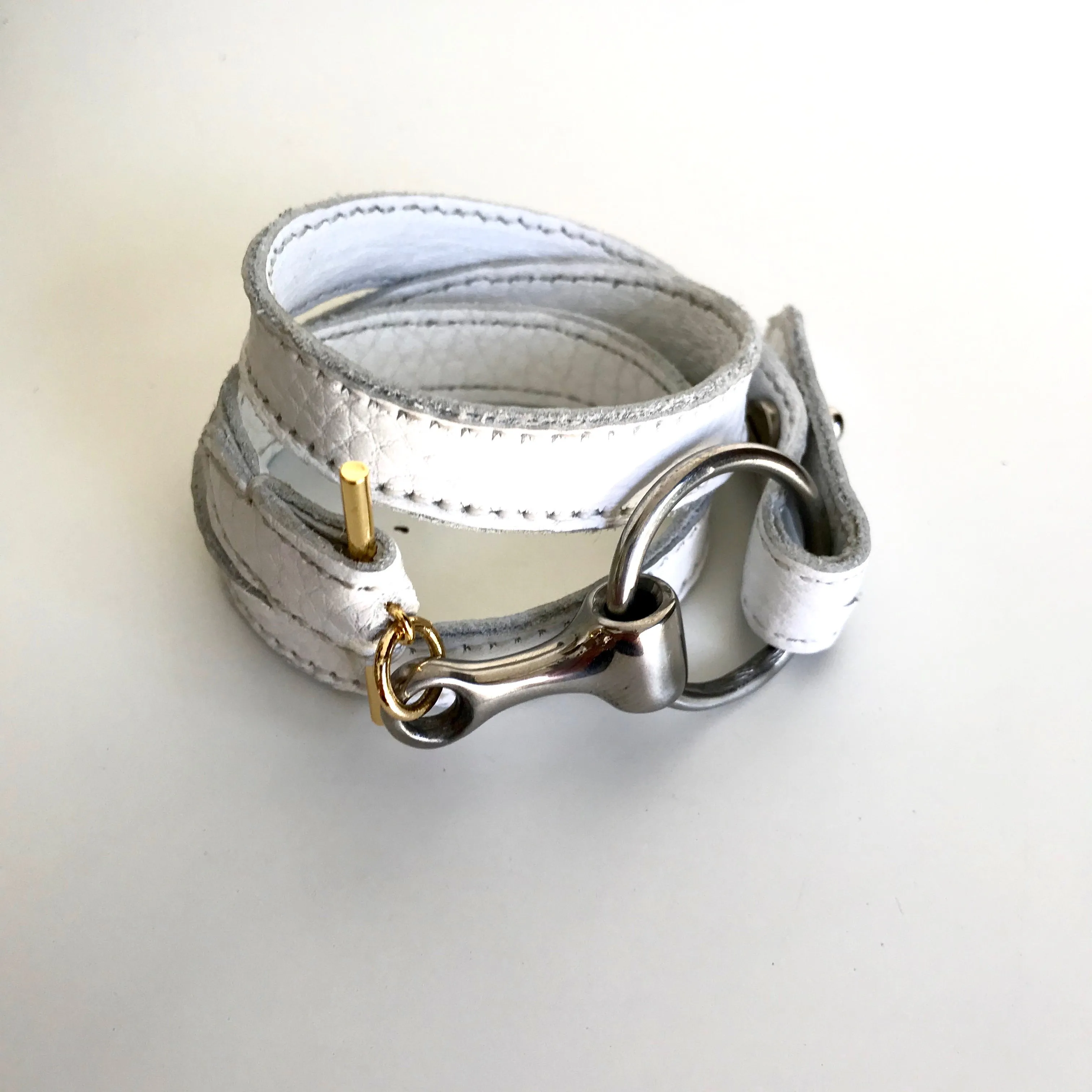 CHEYENNE WRIST WRAP in white