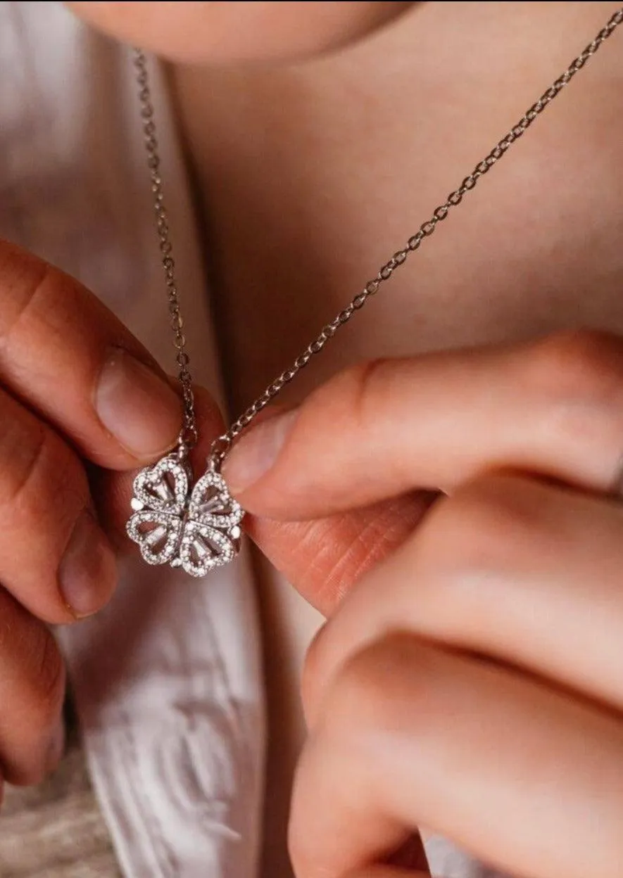 Clover Magnetic Zircon Necklace