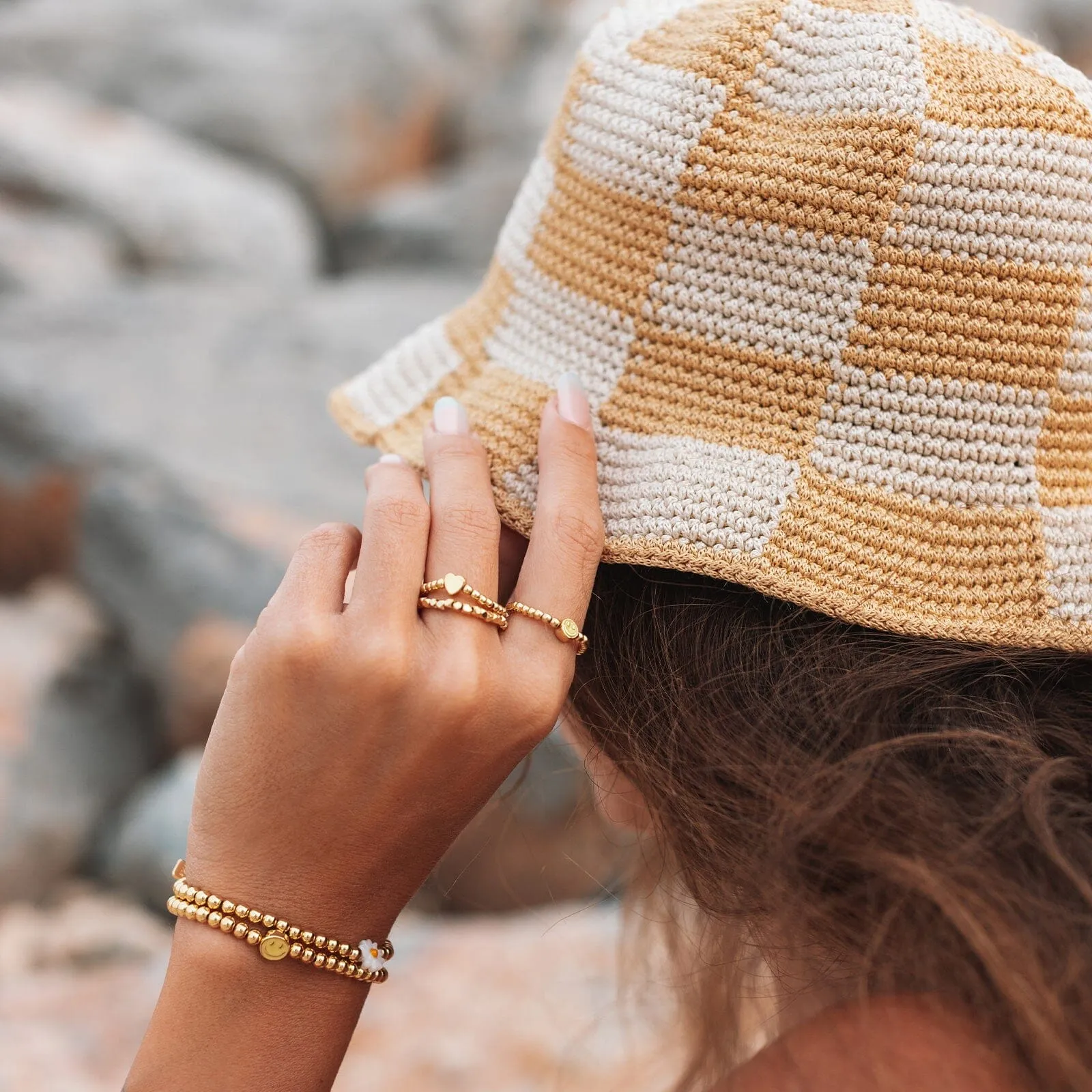 Daisy Gold Bead Stretch Bracelet