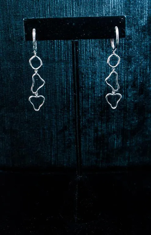 DIAMOND with 18 Karat White Gold Pave Dangle Earrings