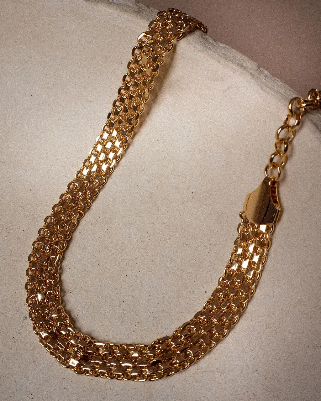 Dries Chain Necklace- Gold