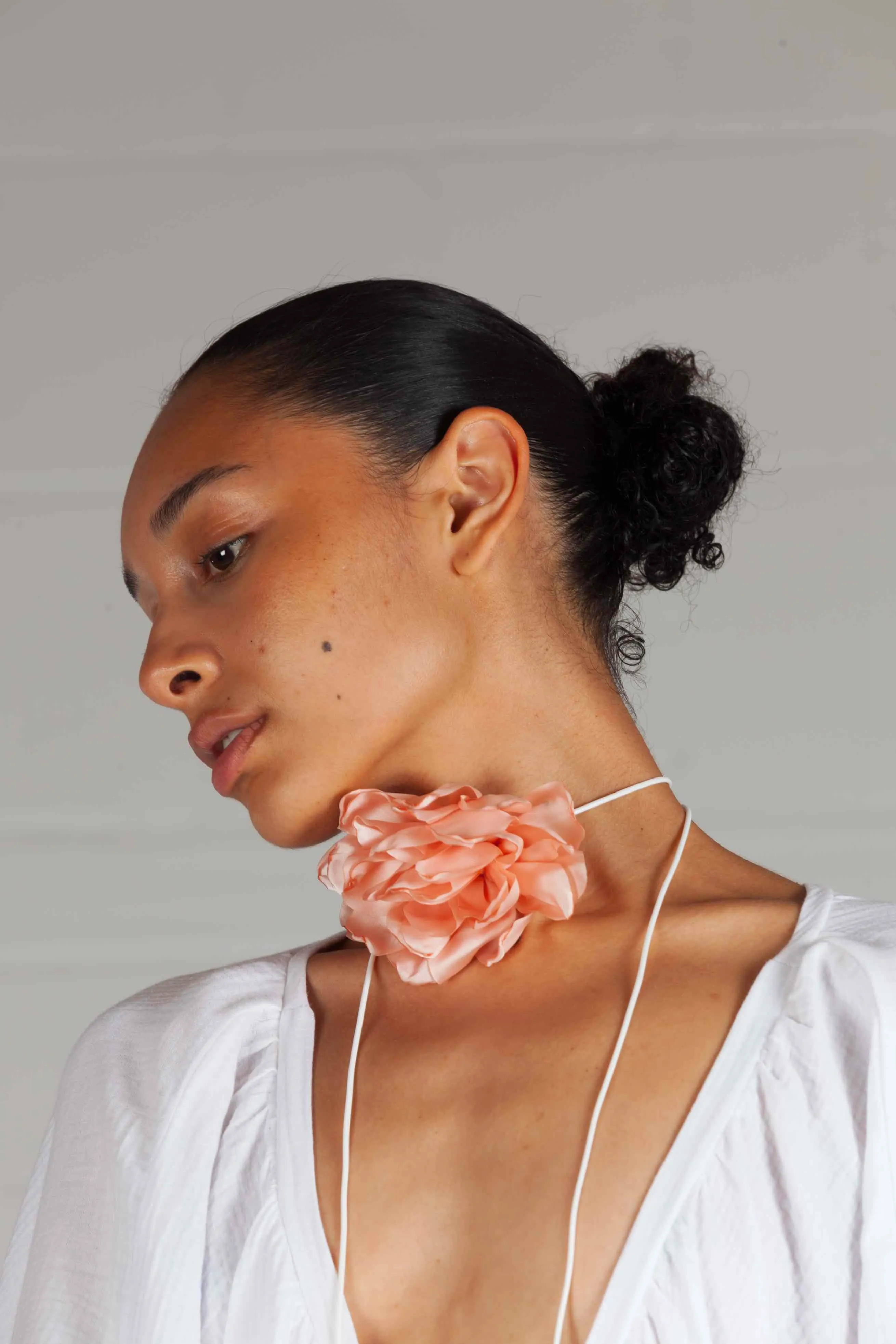 Dusky Flower Choker