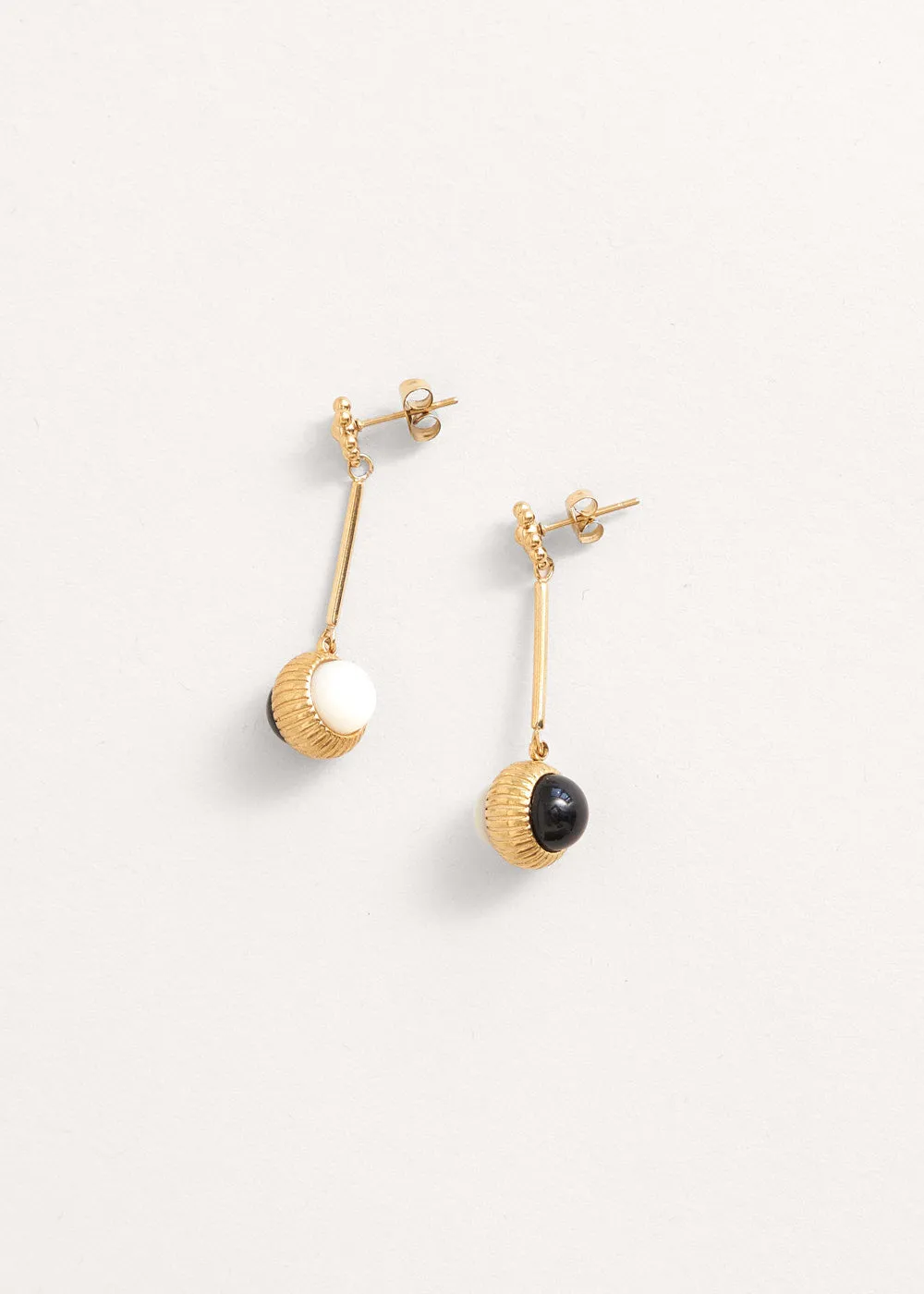 LOUISA DROP EARRING