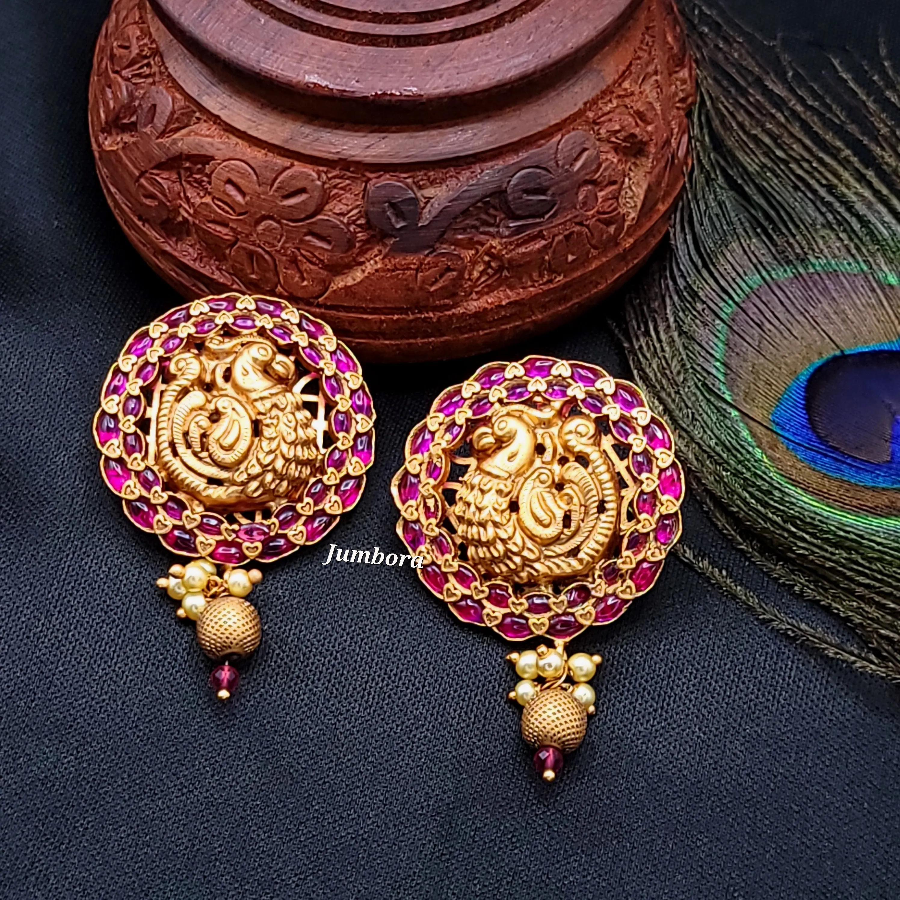 Peacock Matte Gold Big Stud Kemp Earring