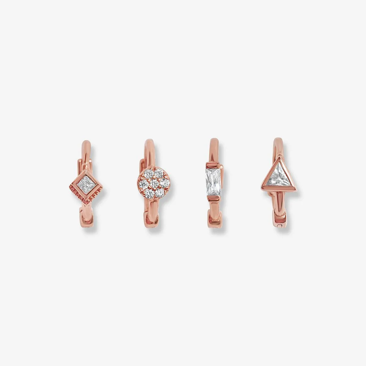 Rohe huggie earring set