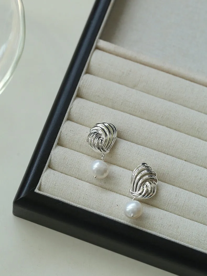 Spiral Metal Wind Stripe Pearl Drop Earrings