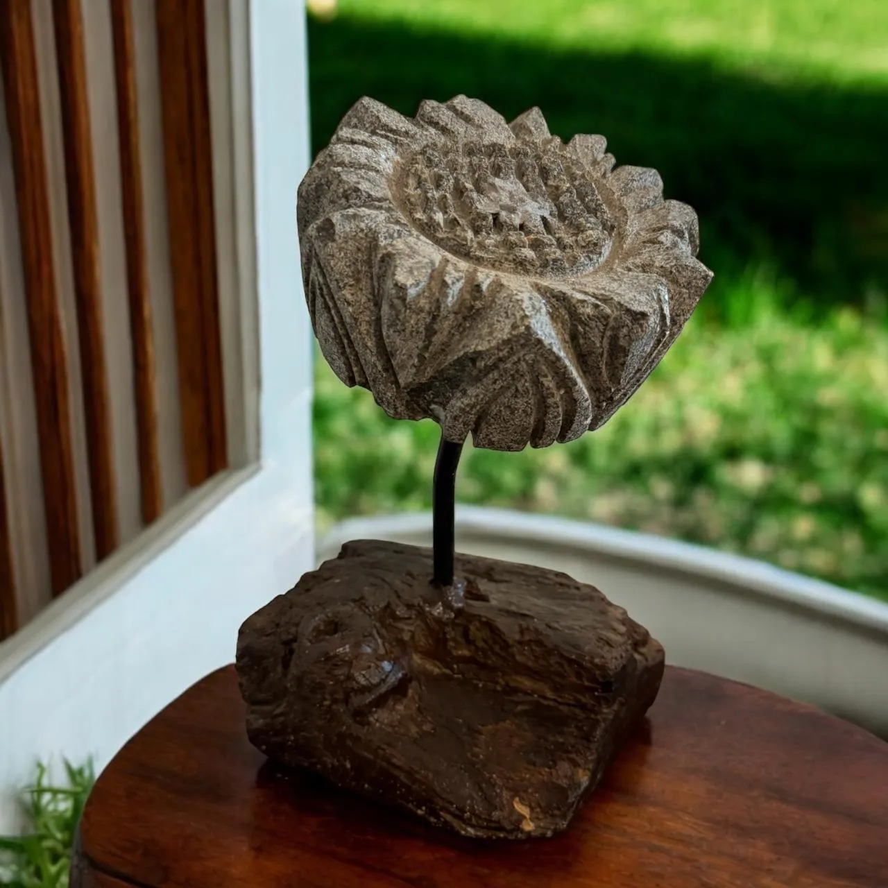 Stone Flower/ Blossom : Gul 8