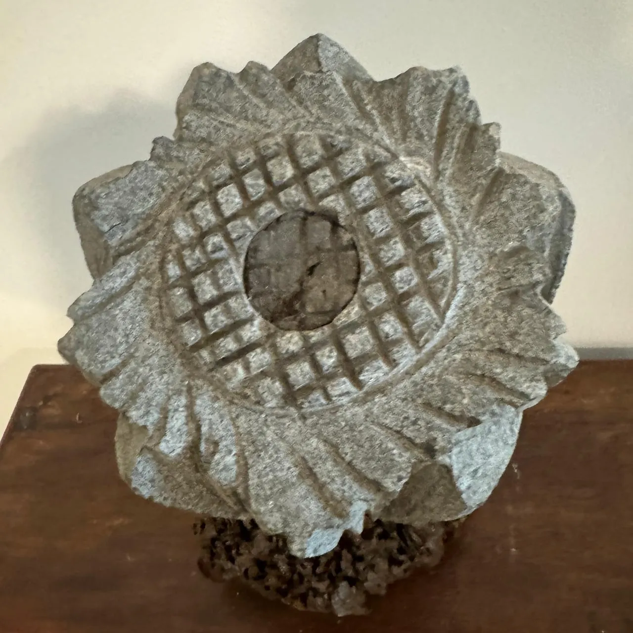 Stone Flower/ Blossom : Gul 8