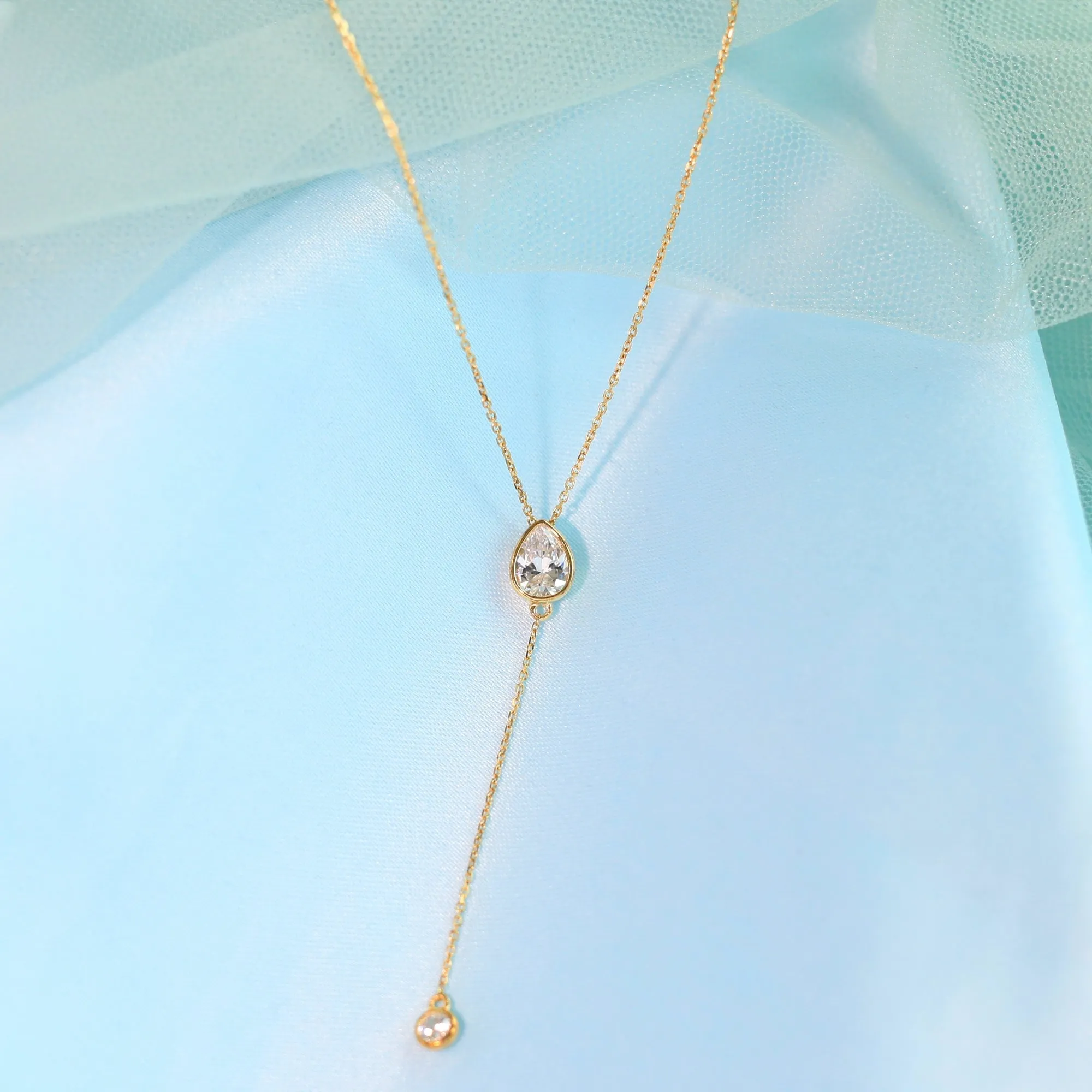 Y Shape Pendant Necklace